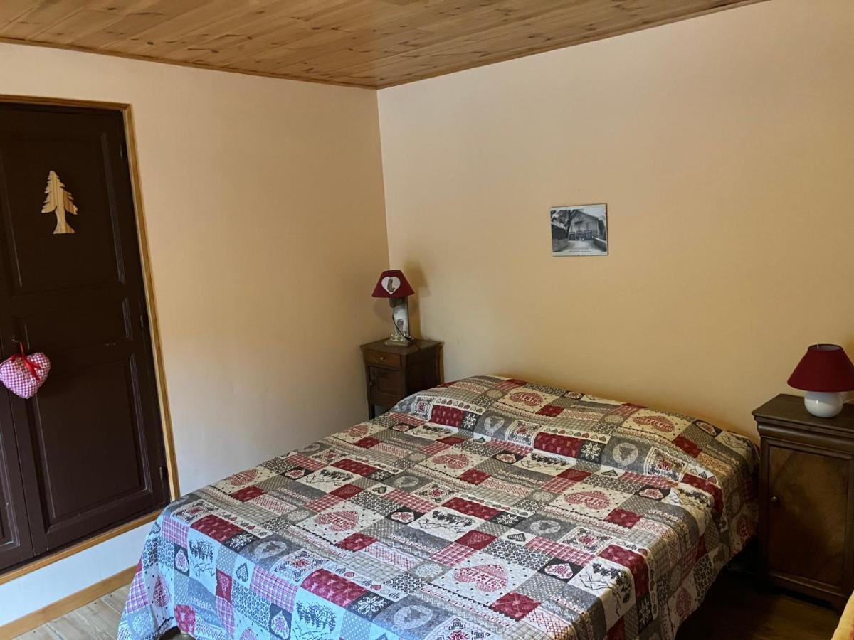 Gite Le Pelens Saint-Martin-dʼEntraunes Zewnętrze zdjęcie