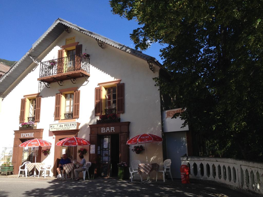 Gite Le Pelens Saint-Martin-dʼEntraunes Zewnętrze zdjęcie