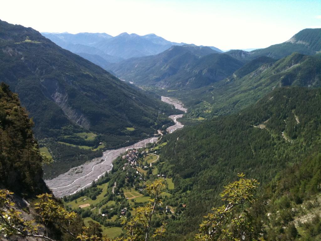 Gite Le Pelens Saint-Martin-dʼEntraunes Zewnętrze zdjęcie